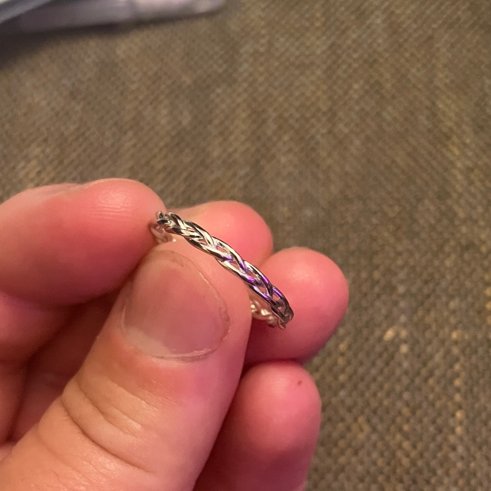 Elegant Silver Braided Women's Ring